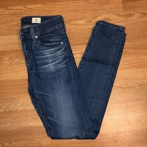 AG The Nikki Relaxed Skinny jeans